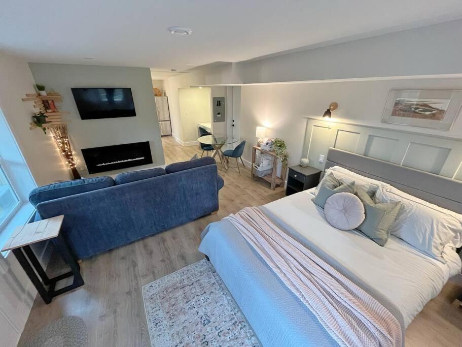 Modern Studio With Soft Tub And Mountain Views - Ratcliffe Guest Suite 邓肯 外观 照片